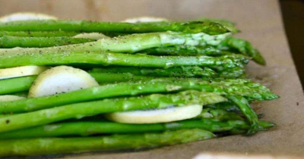 HOW TO GRILL ASPARAGUS