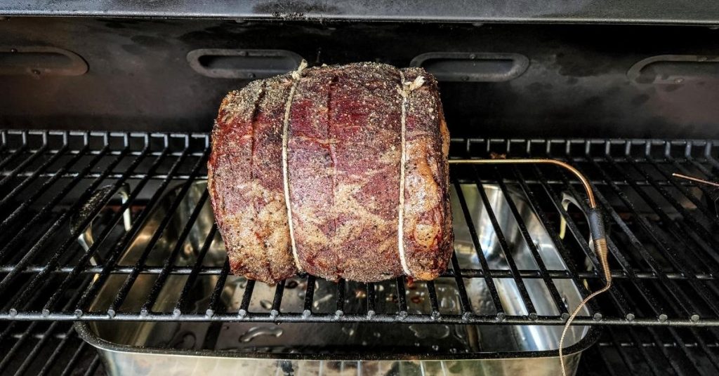 Place the Rib into the Smoker